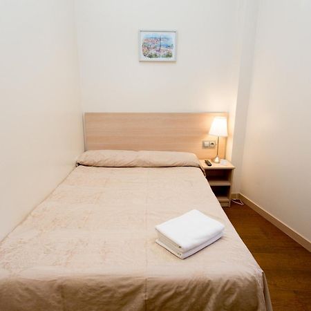 Hostal Excellence Barselona Dış mekan fotoğraf