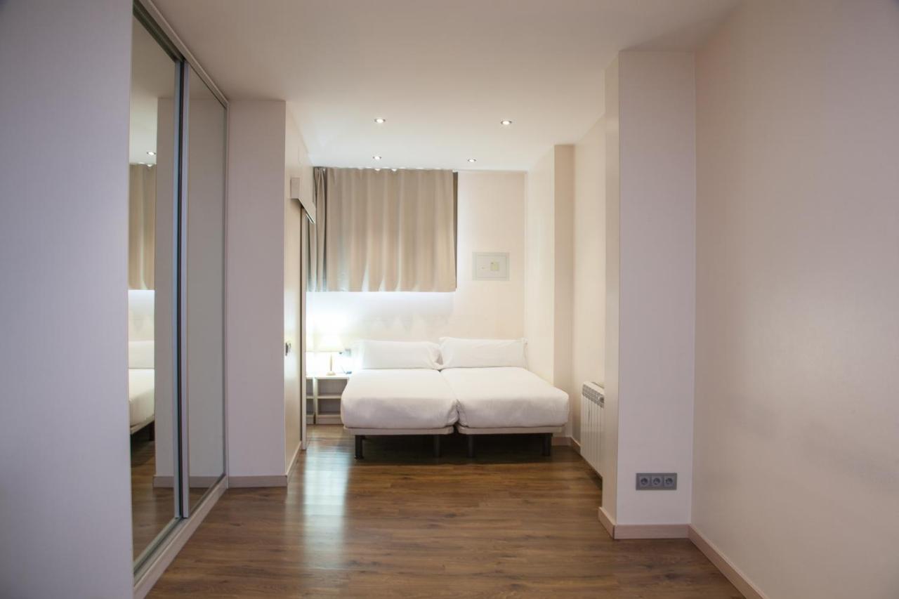 Hostal Excellence Barselona Dış mekan fotoğraf